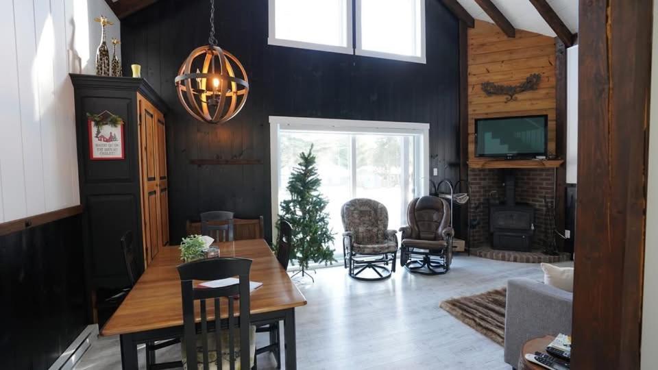 Les Chalets Double K # 3 Сент-Алексис-де-Мон Экстерьер фото